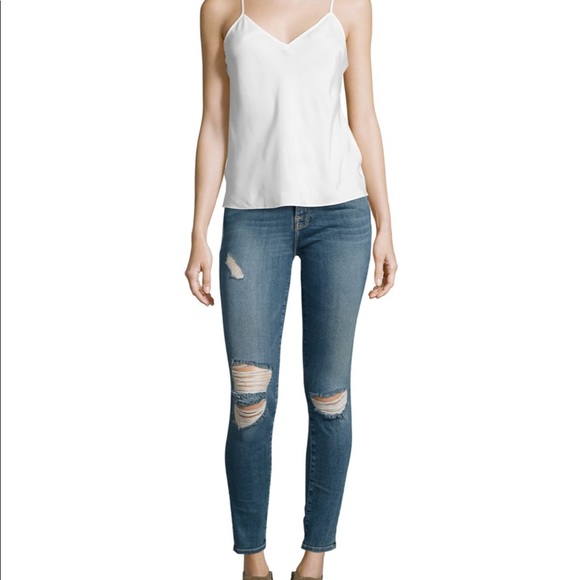 Like new Frame denim le high distressed skinny 🔥 - Picture 2 of 6